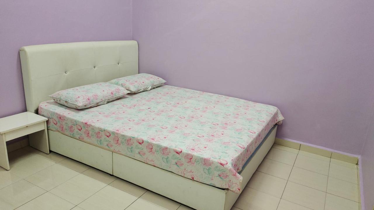 Muslim Dinaim Homestay Tanjong Malim Buitenkant foto